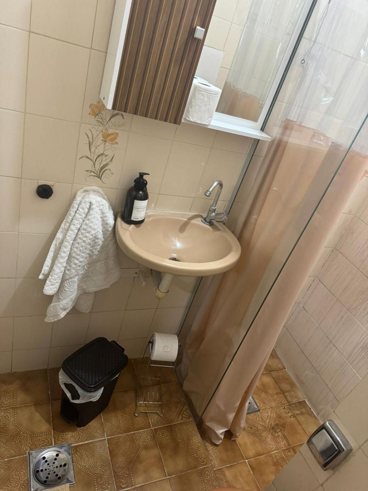 Centro, Apto Inteiro, Rua Sao Paulo Com Afonso Pena Apartamento *